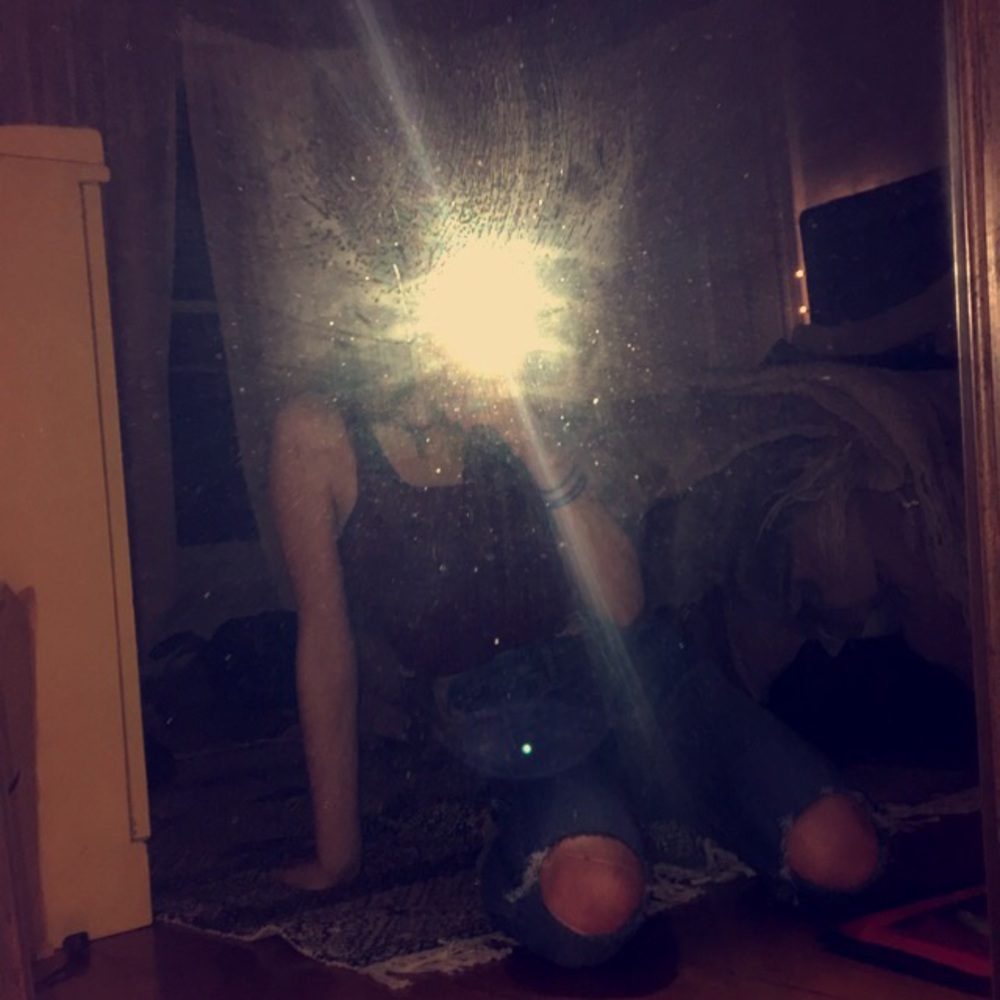 Meet your Posher, Ella